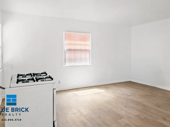 12805 Vanowen St APT 3, North Hollywood, CA 91605