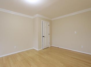 210 Gold St #33, Boston, MA 02127