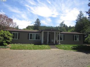 58611 Fairview Rd, Coquille, OR 97423