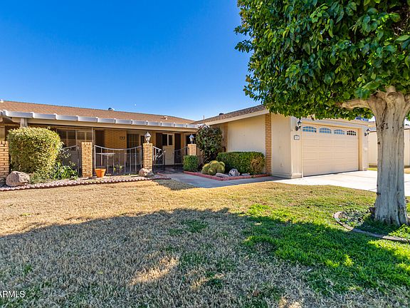 3rd image of 9851 N BALBOA Drive