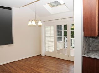 10907 Hunter Gate Way, Reston, VA 20194