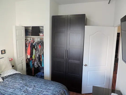 Rented by J Misrahi Realty Corp | media 4