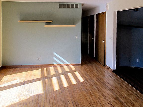5th image of 128 N Euclid Ave