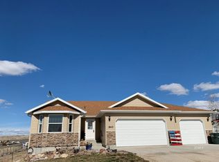 547 Spring Creek Pkwy, Spring Creek, NV 89815