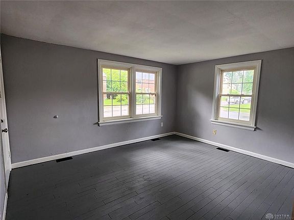 2nd image of 643 Smith Ave