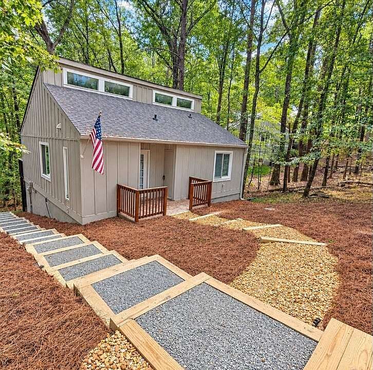 1st image of 110 Indian Ridge Ct