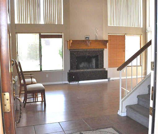 4th image of 4345 E Desert Wind Dr