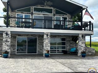 2C Kahola Rd, Council Grove, KS 66846