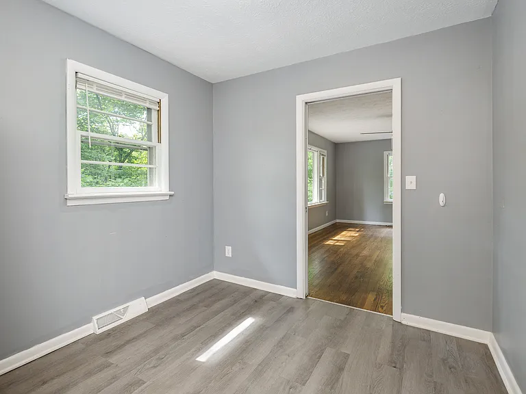 23 Walker Cove Rd — Photo 8