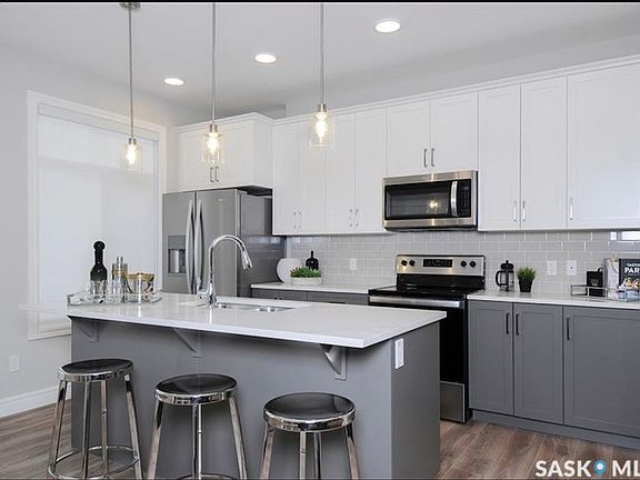 3rd image of 4537 Arens Road E