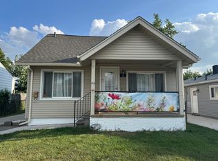 93 W Harwood Ave, Madison Heights, MI 48071