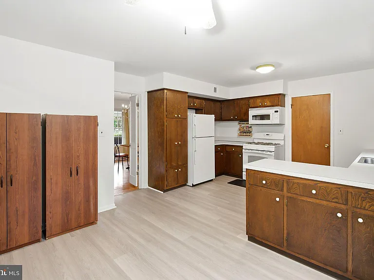 7 Hathaway Dr — Photo 14