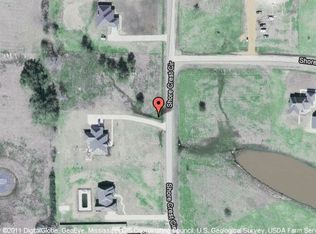 220 Shore Crest Cir, Carriere, MS 39426