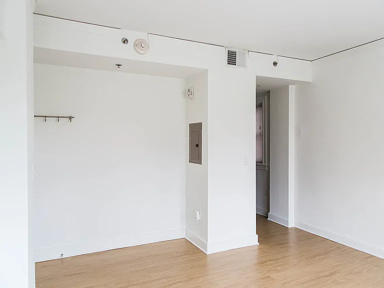 Dining/Living room