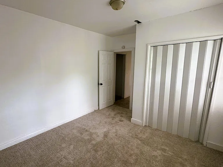 5292 Dickerson St — Photo 15