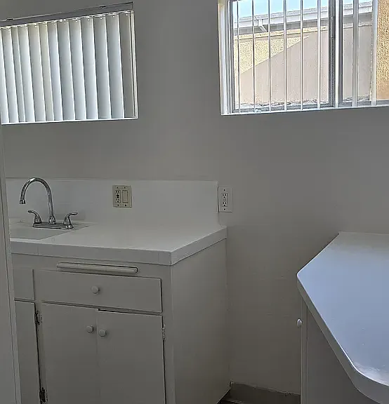 3610 Emerald St #8 — Photo 1