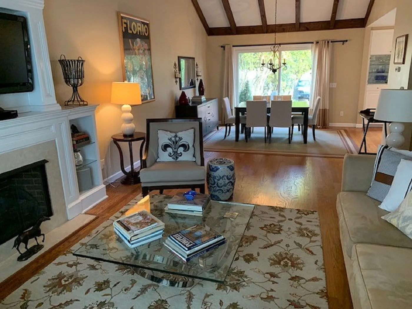 Southampton Village Condo! — Photo 2