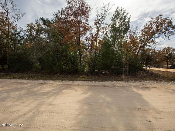 5th image of 7603 SAND DUNE Court