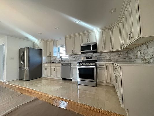 5th image of 57-52 78th St #2