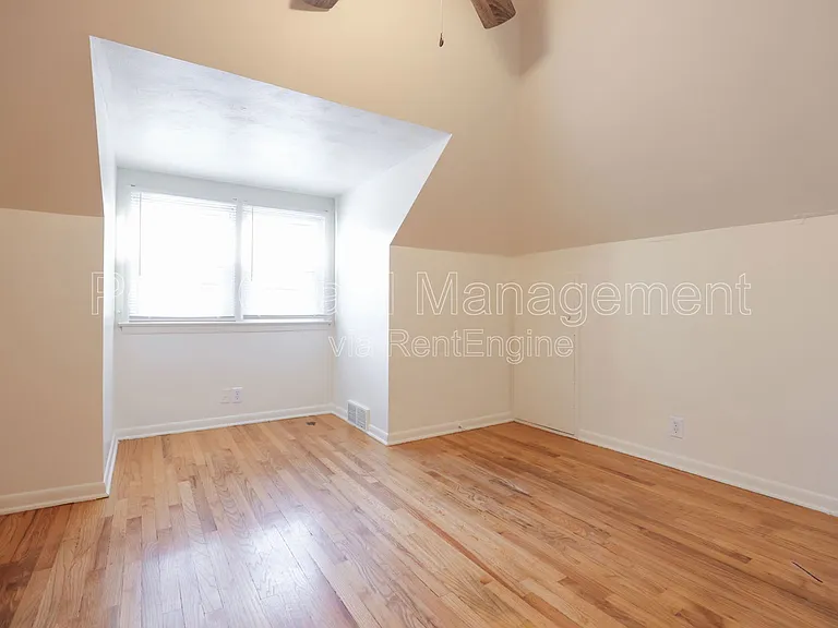5917 Fort St #5917 — Photo 20