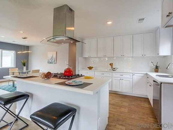 Open Floor Plan living room, dining room and kitchen.