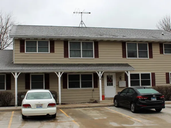 1414 S 14th St APT B, Saint Charles, IL 60174