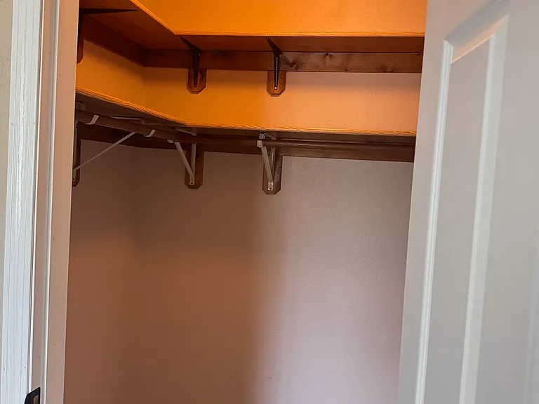 4002 Lakeview Dr #1 — Photo 7