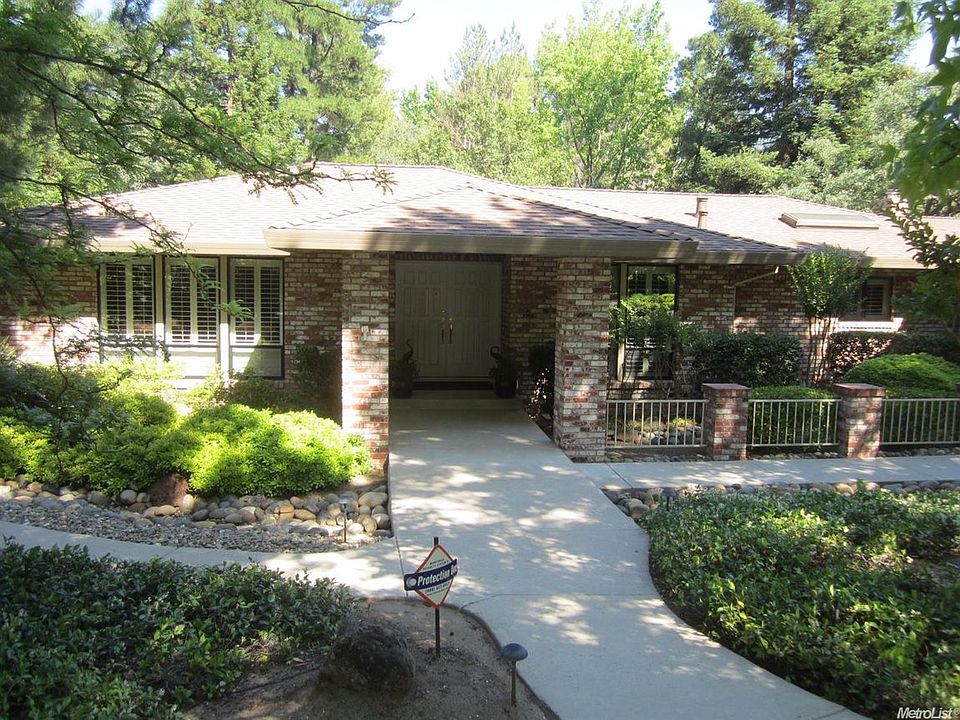 1st image of 4024 Canonero Ct