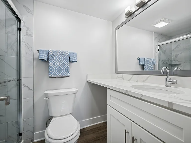 Meadowbrook Apartments — Photo 5