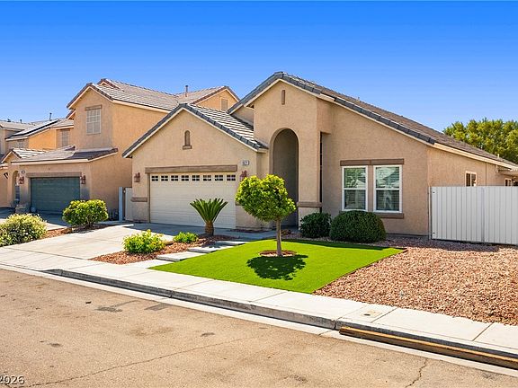 3rd image of 1621 Paradise Reef Ave