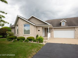 105 Meadow Ln, Diamond, IL 60416