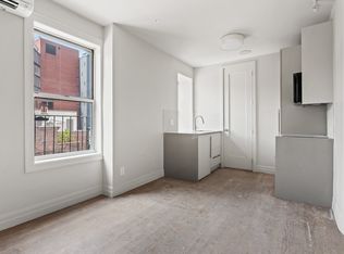 241 W 13th St APT 4, New York, NY 10011