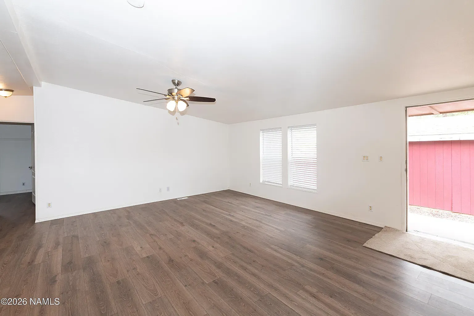 3 bed, 1519 sqft, $900 — Photo 4
