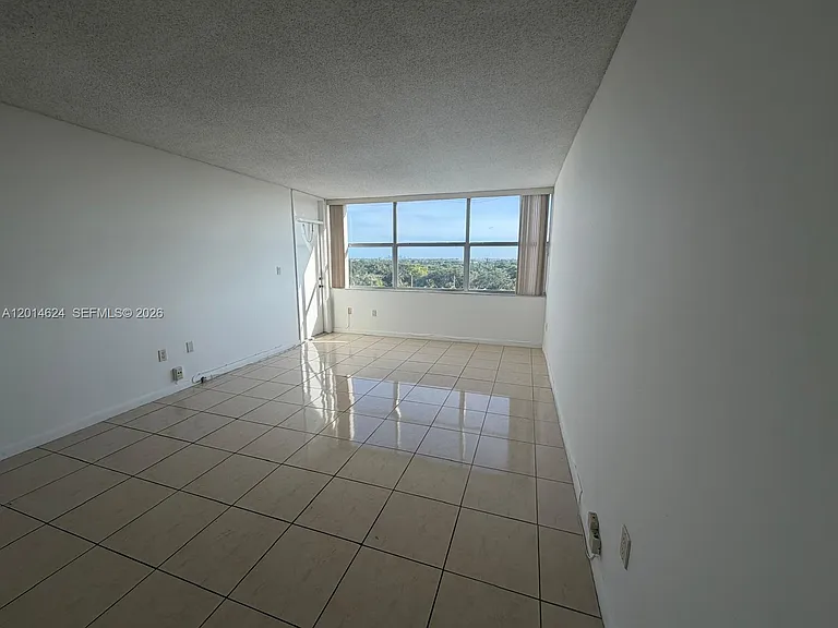 1200 NE Miami Gardens Dr #905W — Photo 10