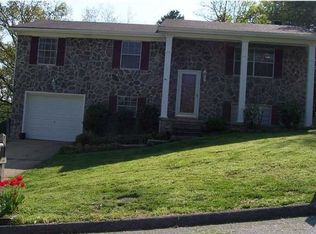332 Branch Dr, Hixson, TN 37343