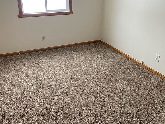 5th image of 419 4th Ave E APT 4