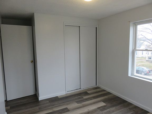 2nd image of 1922 Vermont Ave #3