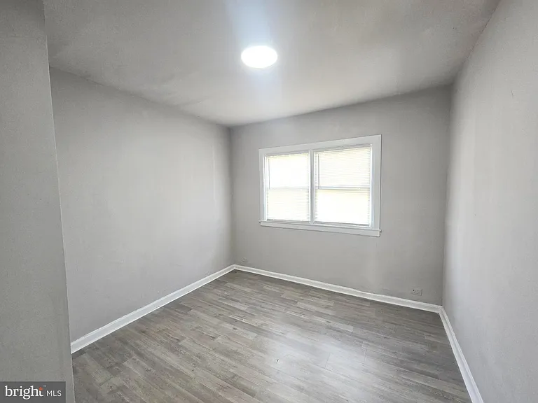 4436 N Chadwick St — Photo 15