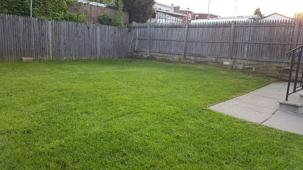 317 Summit Ave — Photo 3