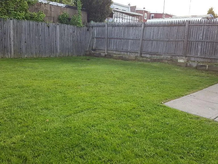 317 Summit Ave — Photo 3