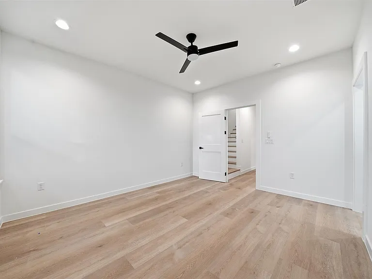 2212 Yellow Jacket Ln #1 — Photo 18