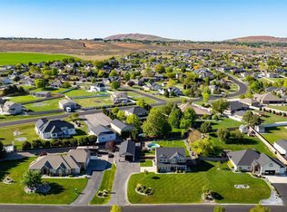 99206 E Ridgeview Drive, Kennewick, WA 99338