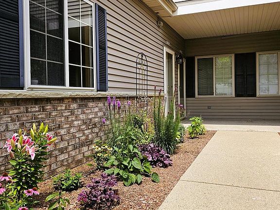 2nd image of 2178 Pine Ridge COURT #D