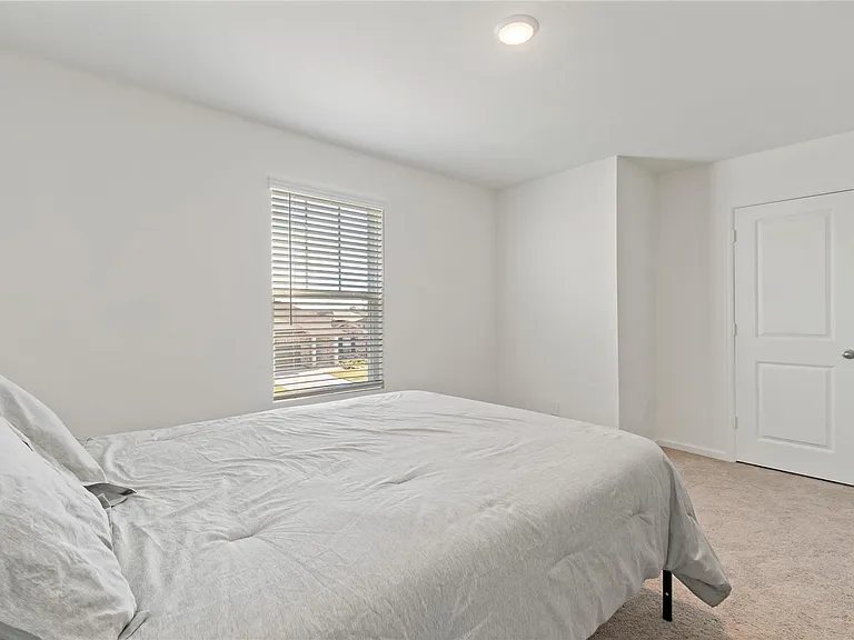 21568 Rolling Streams Dr — Photo 13
