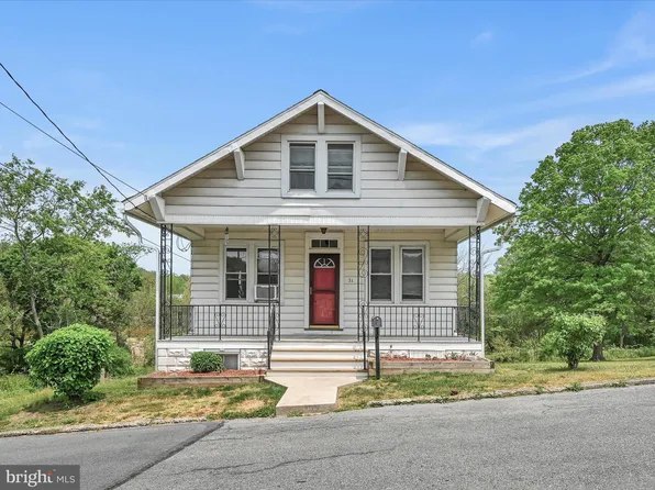 31 Fairview Ave, Schuylkill Haven, PA 17972