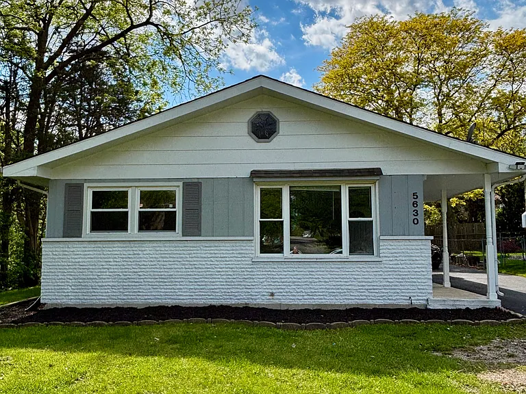 5630 Clarendon Hills Rd — Photo 1