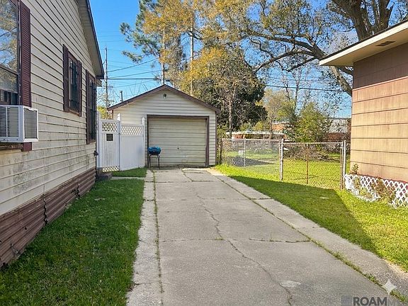 3rd image of 4437 Monroe Ave