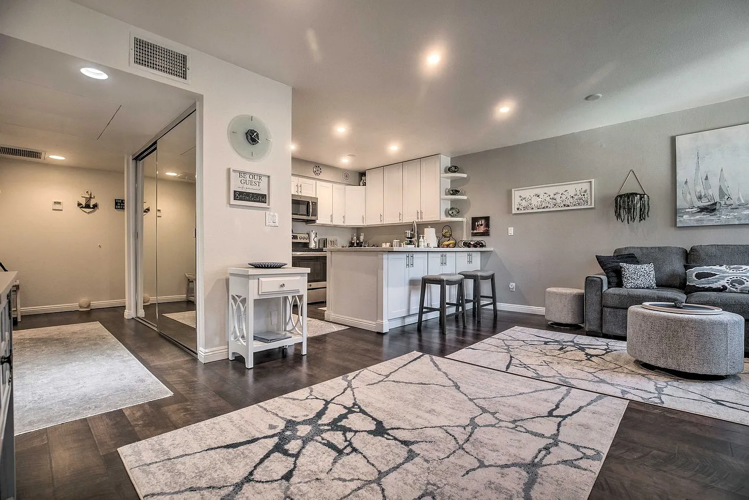 1 bed, 1.0 bath, 731 sqft, $3,290 — Photo 4