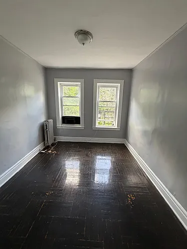 93 Milford Ave Photo 1