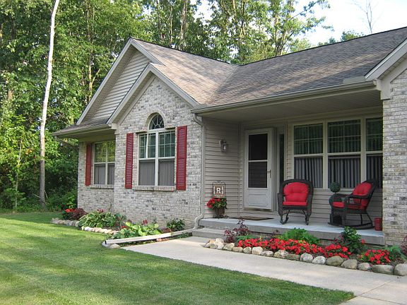2nd image of 4372 Pine Creek Dr